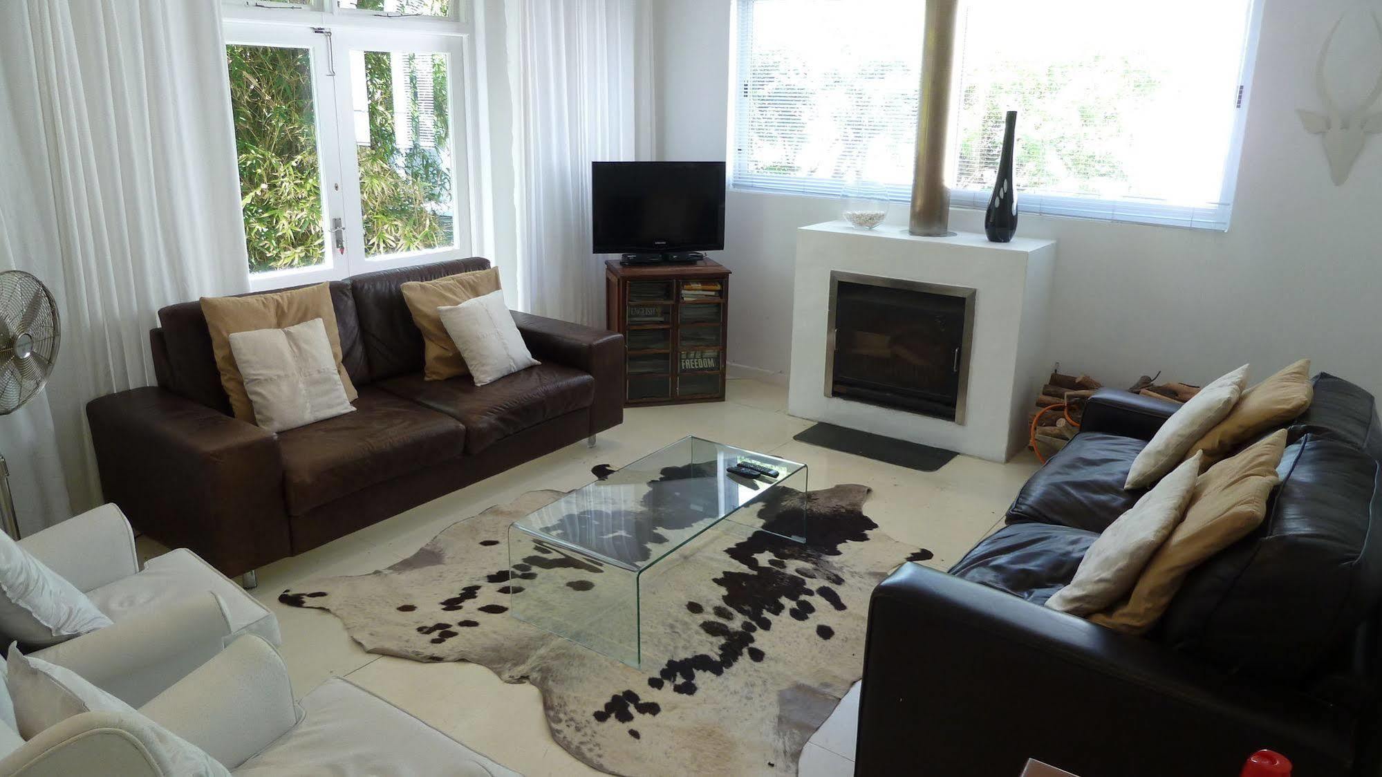 4 On Highworth And Appartement *
